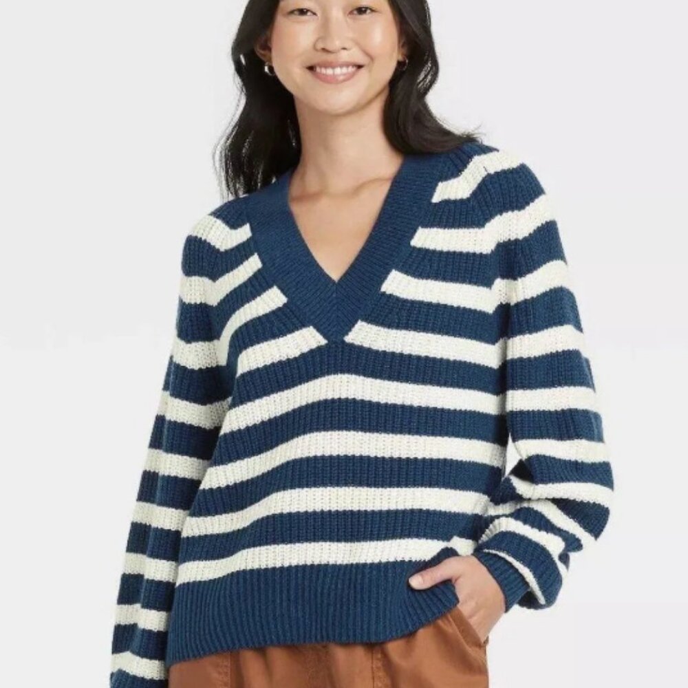 A New Day V neck Sweater blue striped size S